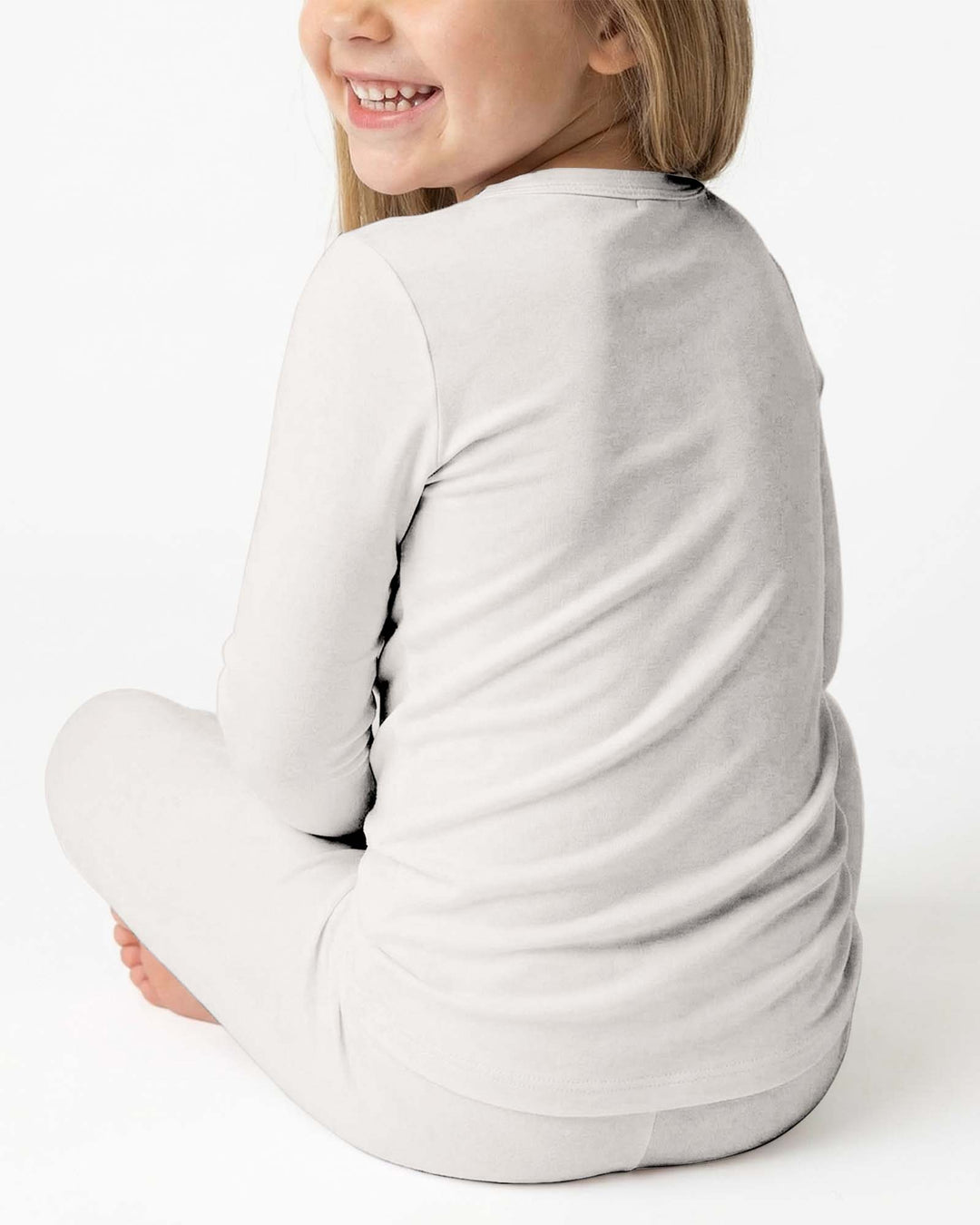 Conjunto de pijama de dos piezas de bambú en blanco antiguo