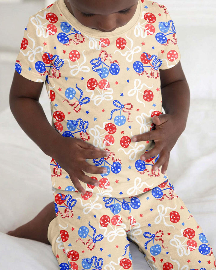 Zweiteiliges, kurzärmliges Pyjama-Set mit Marienkäfern