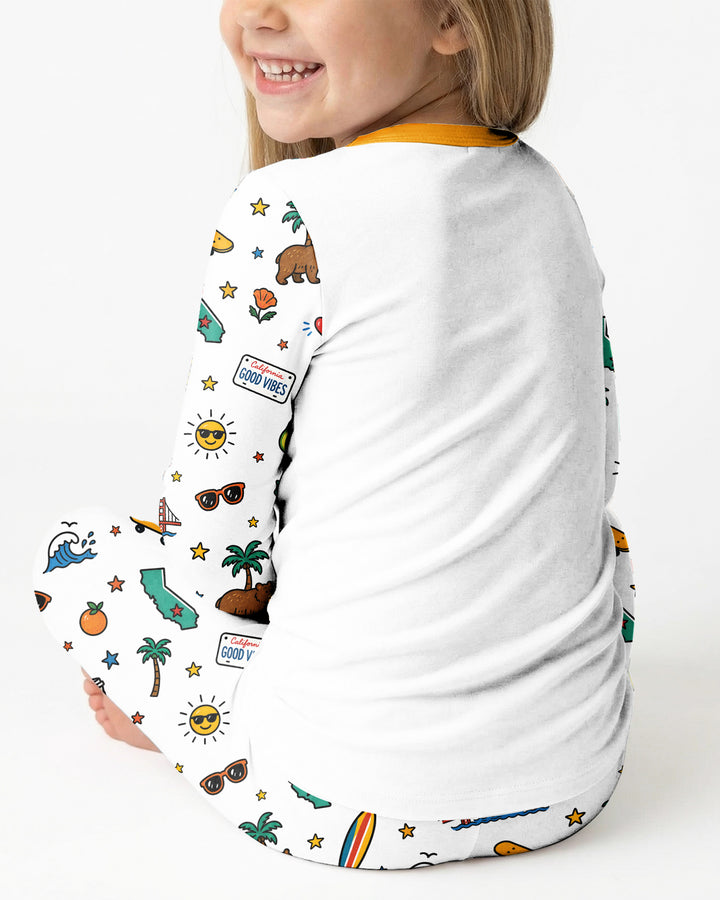 Someone in California Loves Me Bamboo Two Piece Long Sleeve Pajama Set (A)