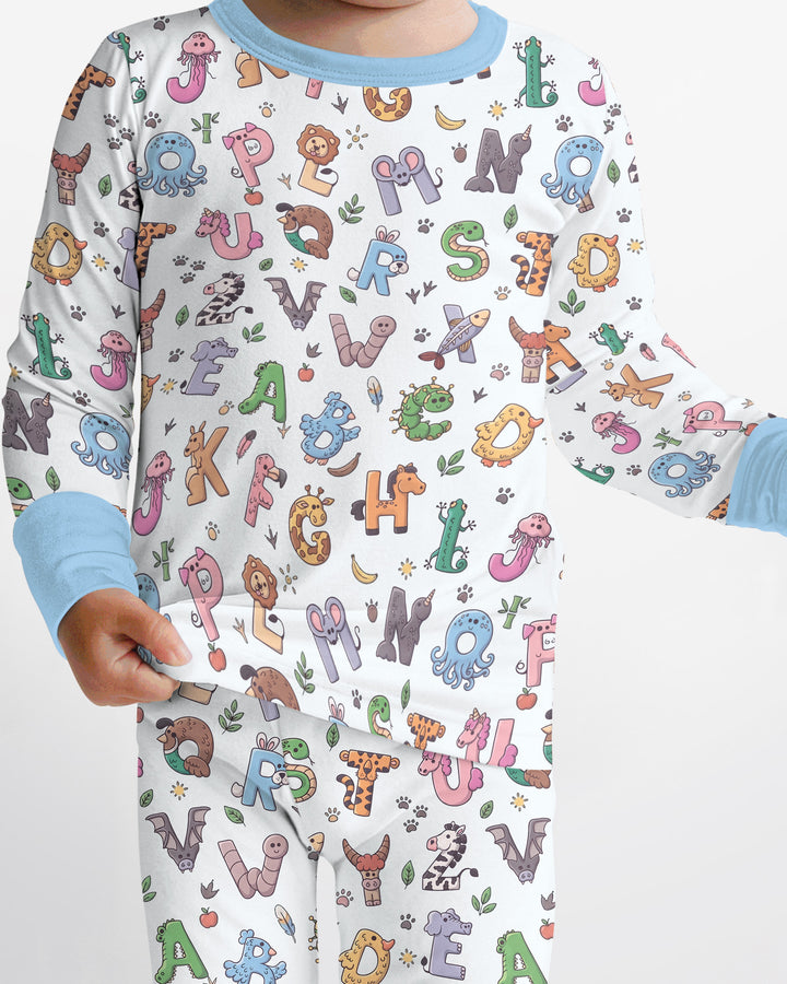 Zweiteiliges Langarm-Pyjama-Set mit Sommerfrüchten