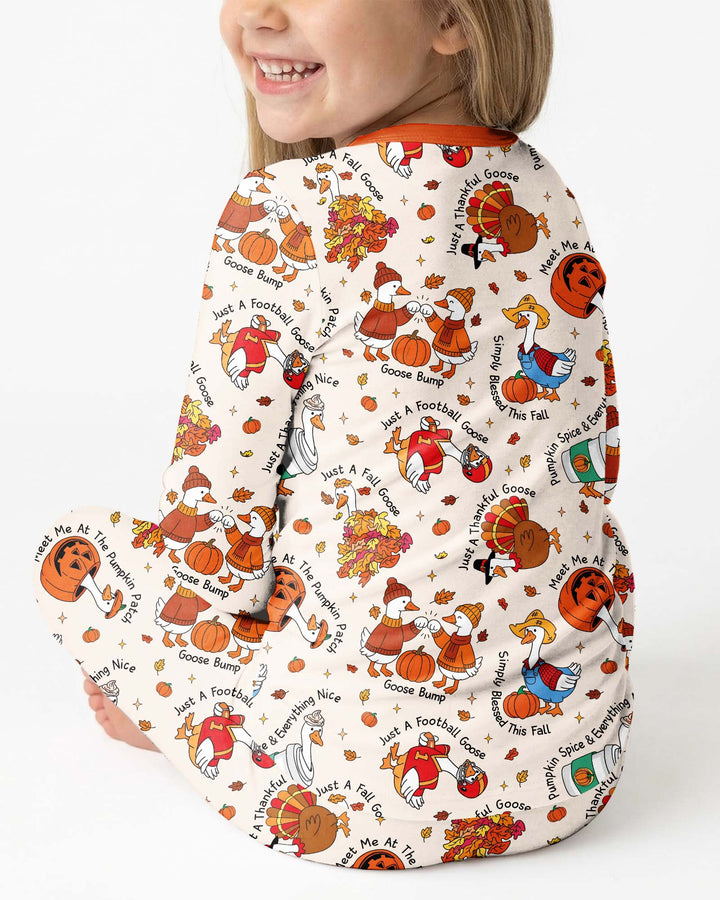 Zweiteiliges Langarm-Pyjama-Set mit Sommerfrüchten