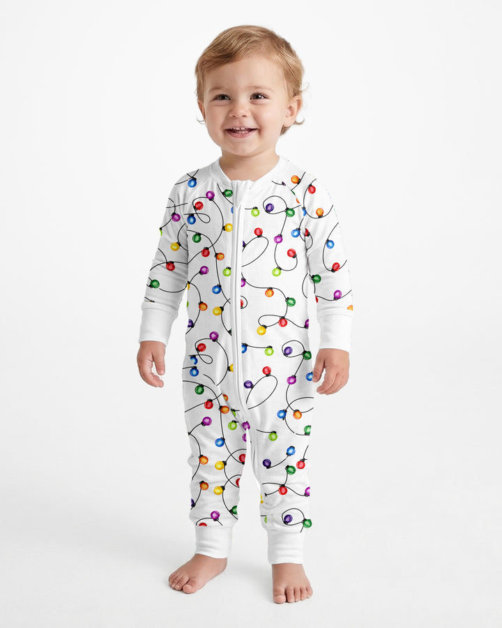 Babys erster Weihnachtslichter-Schlafanzug – Bunt &amp; Gemütlich