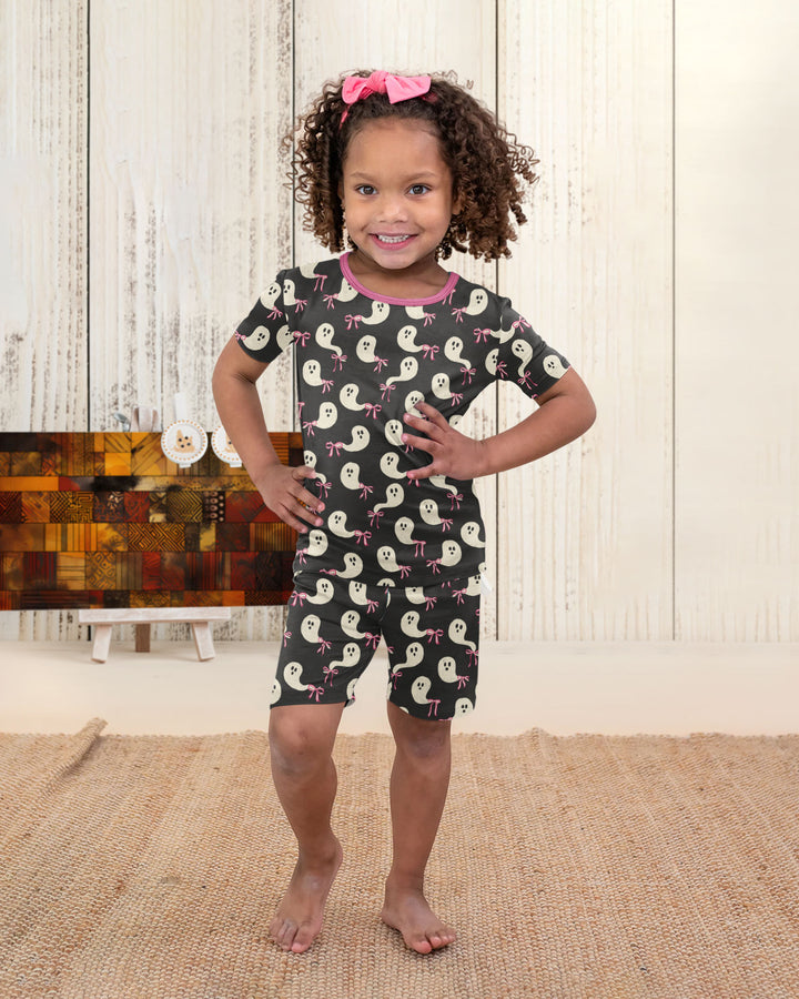 Little Ghosts Bamboo Two Piece Short Sleeve Shorts Pajama Set For Halloween