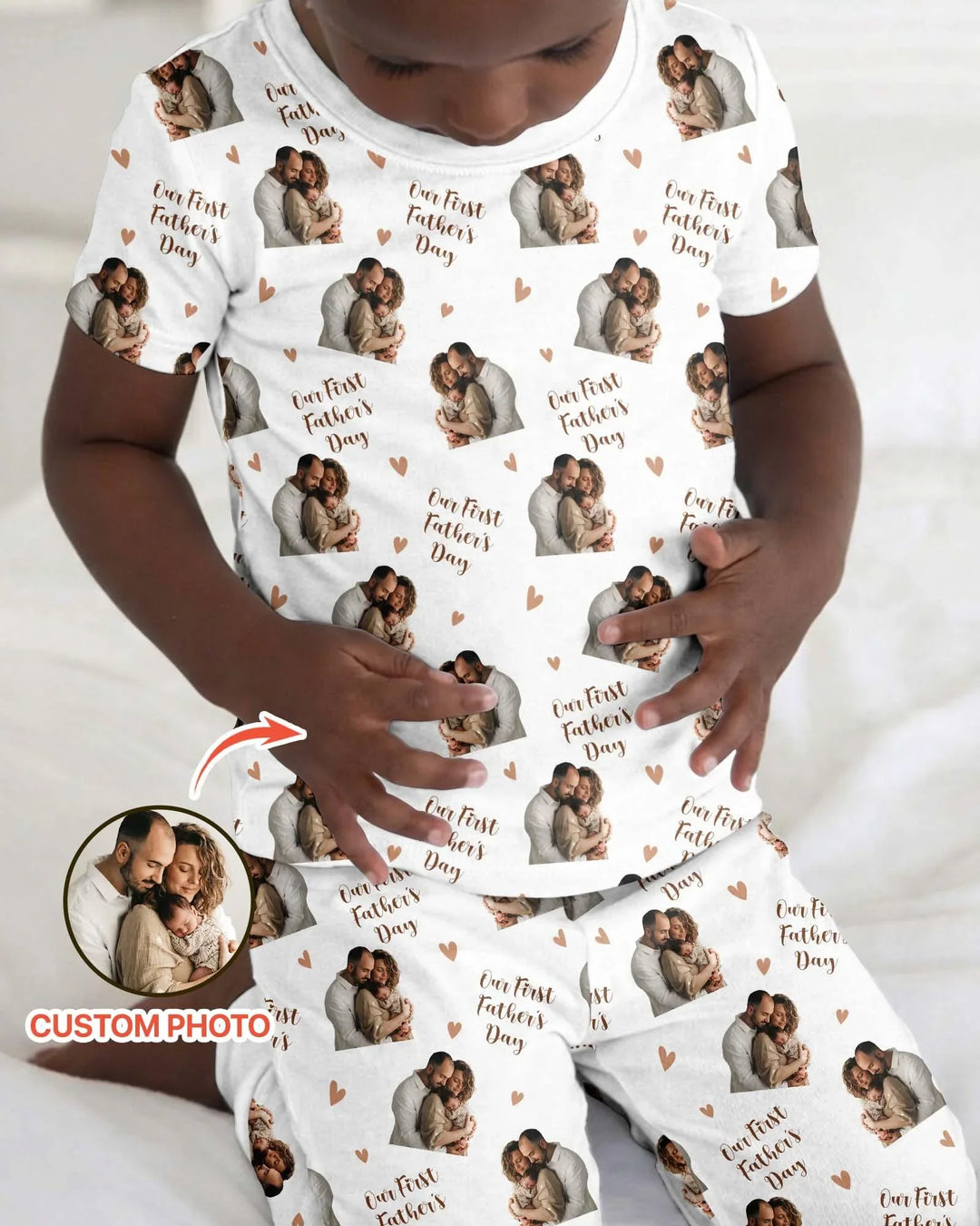 Pijama de dos piezas con foto personalizada "Our First as Parents" de bambú y manga corta