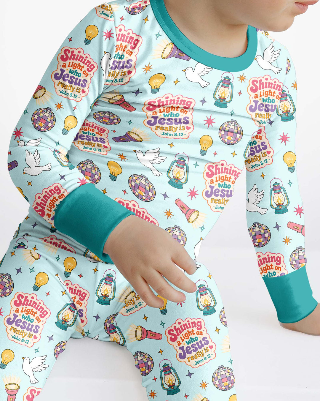 VBS Shining A Light On Who Jesus Really Is Bamboo Two Piece Long Sleeve Pajama Set