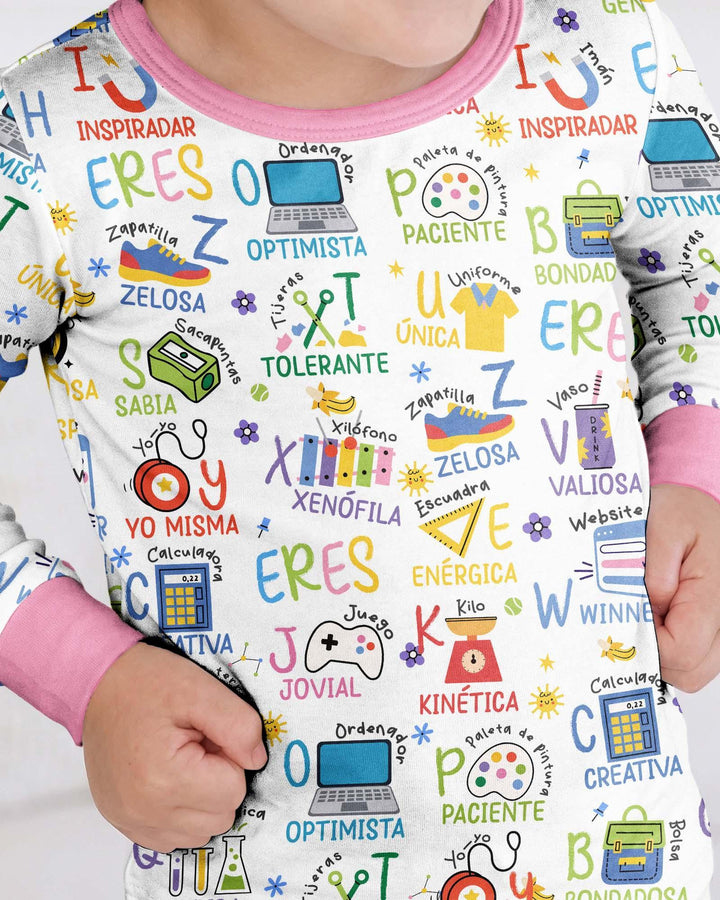 Pijama de bambú de dos piezas de manga larga con el alfabeto español You Are