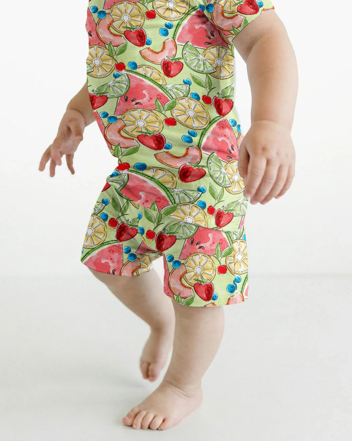 Template Zweiteiliges Pyjama-Set mit kurzen Ärmeln und Shorts