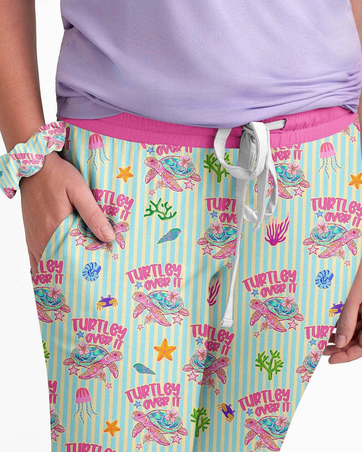 Plantilla de conjunto de pijama de mujer de bambú