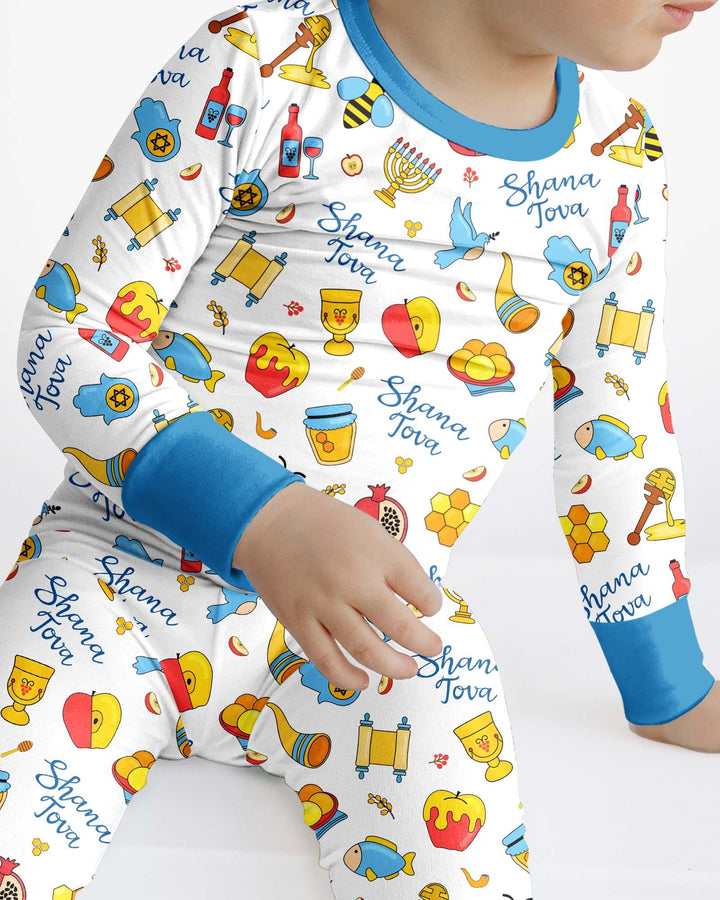 Shanah Tovah U'Metukah Bamboo Two Piece Long Sleeve Pajama Set