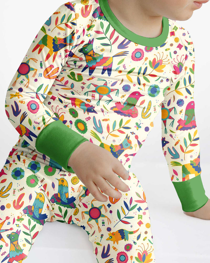 Zweiteiliges Langarm-Pyjama-Set mit Sommerfrüchten