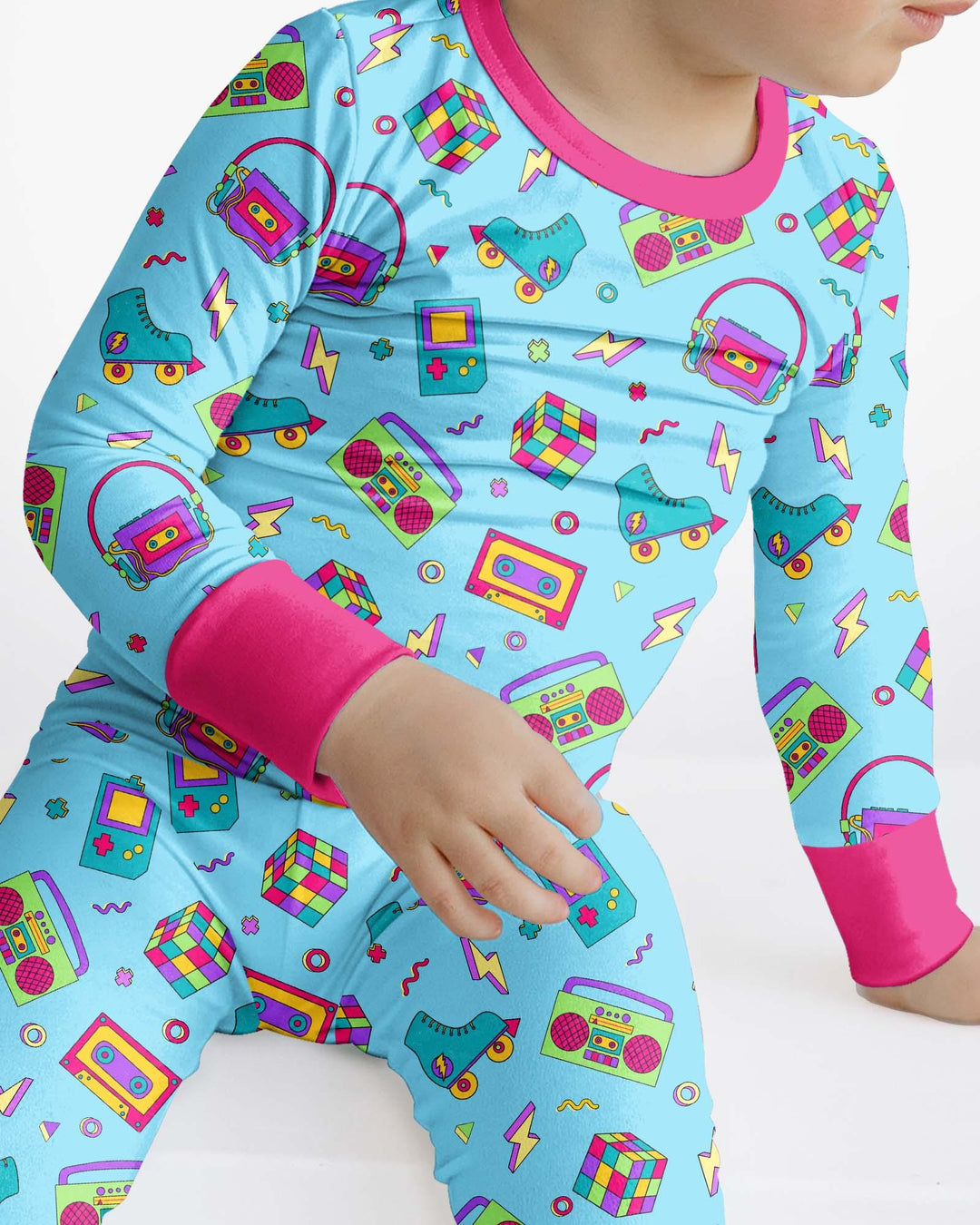 Zweiteiliges Langarm-Pyjama-Set mit Sommerfrüchten
