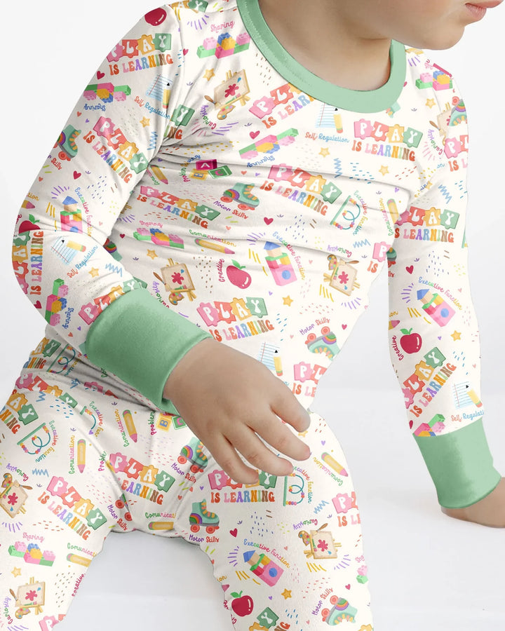 Zweiteiliges Langarm-Pyjama-Set mit Sommerfrüchten