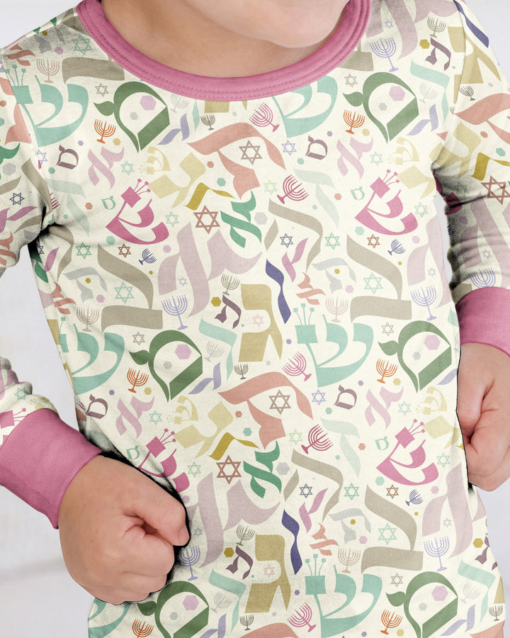 Zweiteiliges Langarm-Pyjama-Set mit Sommerfrüchten