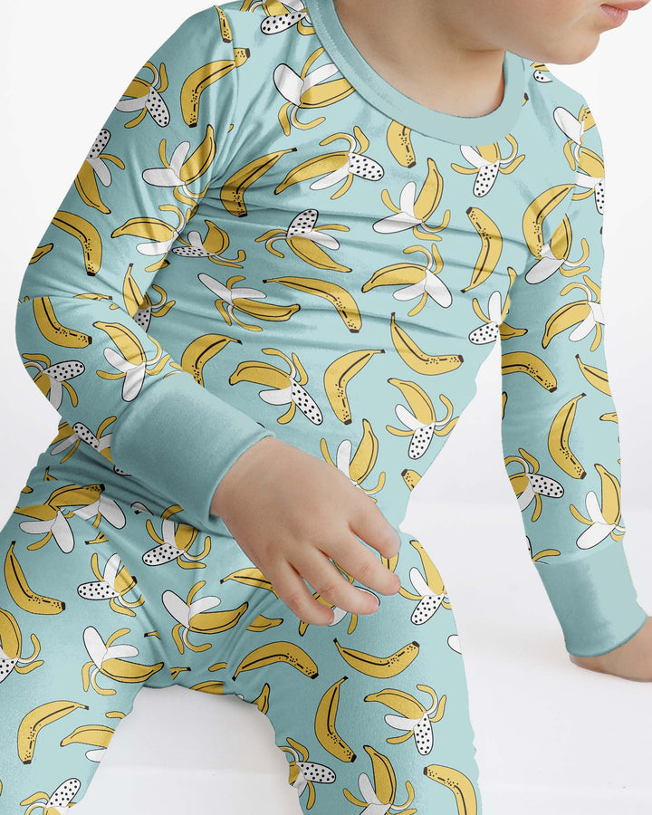 Conjunto de pijama de dos piezas de bambú con plátanos
