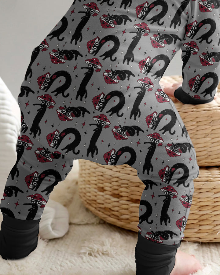 Mushroom Cat Mischief Bamboo Convertible Zippy