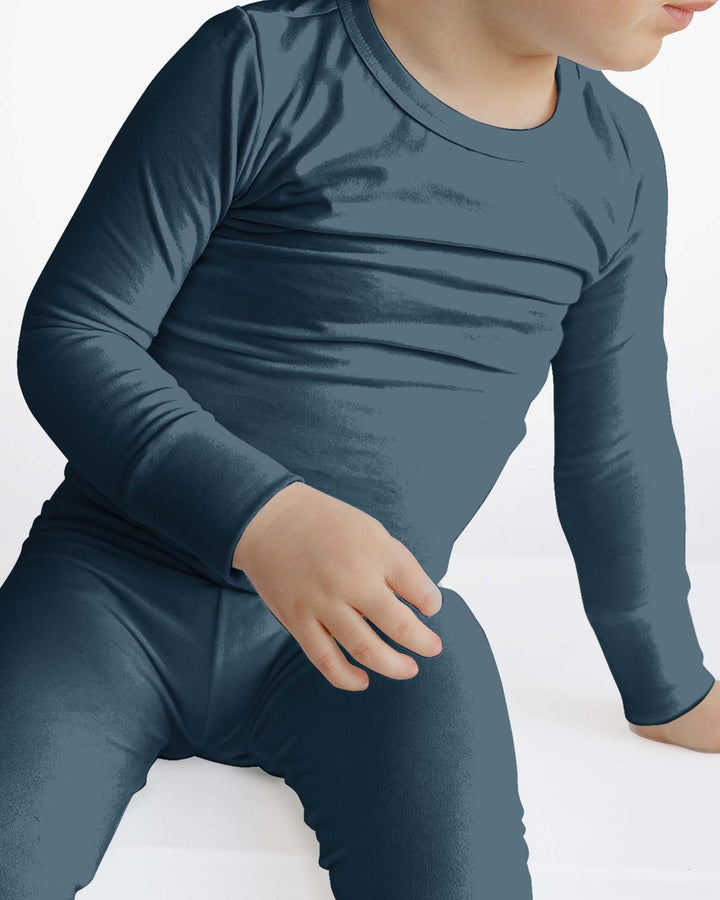 Zweiteiliges Pyjama-Set in Stahlblau