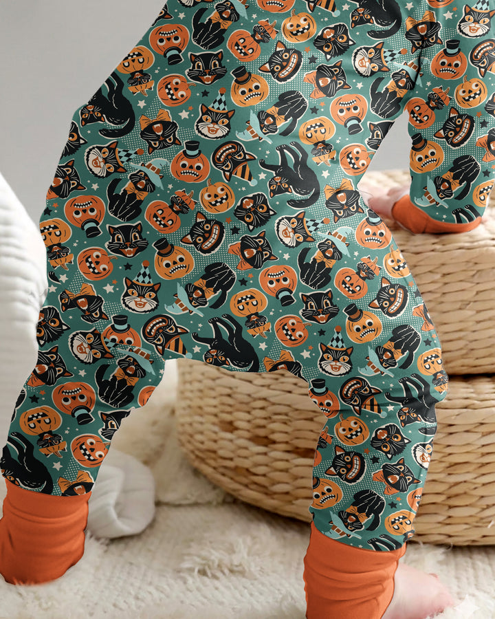 Retro Black Cat Witch Pumpkin Halloween Bamboo Convertible Zippy