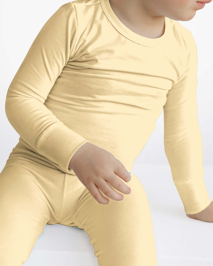 Conjunto de pijama de dos piezas de bambú en blanco antiguo