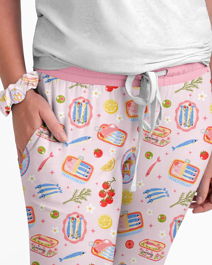 Plantilla de conjunto de pijama de mujer de bambú