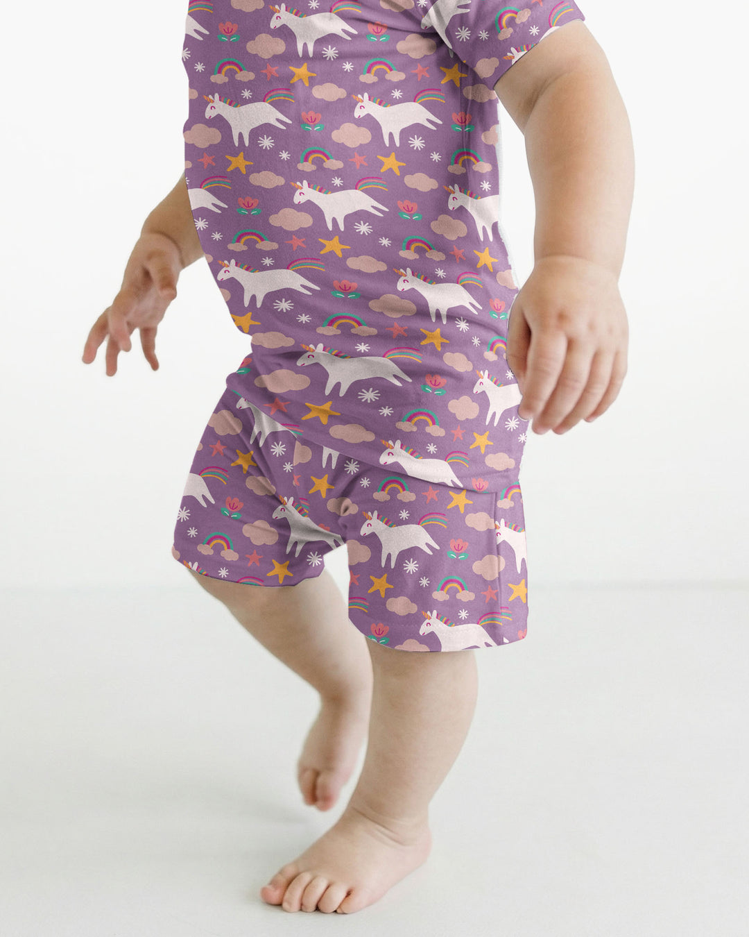Pijama de dos piezas de bambú de manga corta con pantalón corto y unicornios morados
