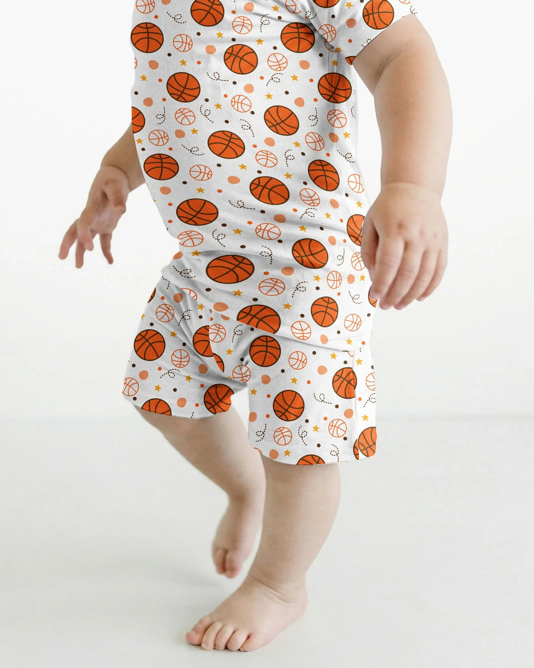 Conjunto de pijama de dos piezas de baloncesto naranja de bambú de manga corta y pantalón corto