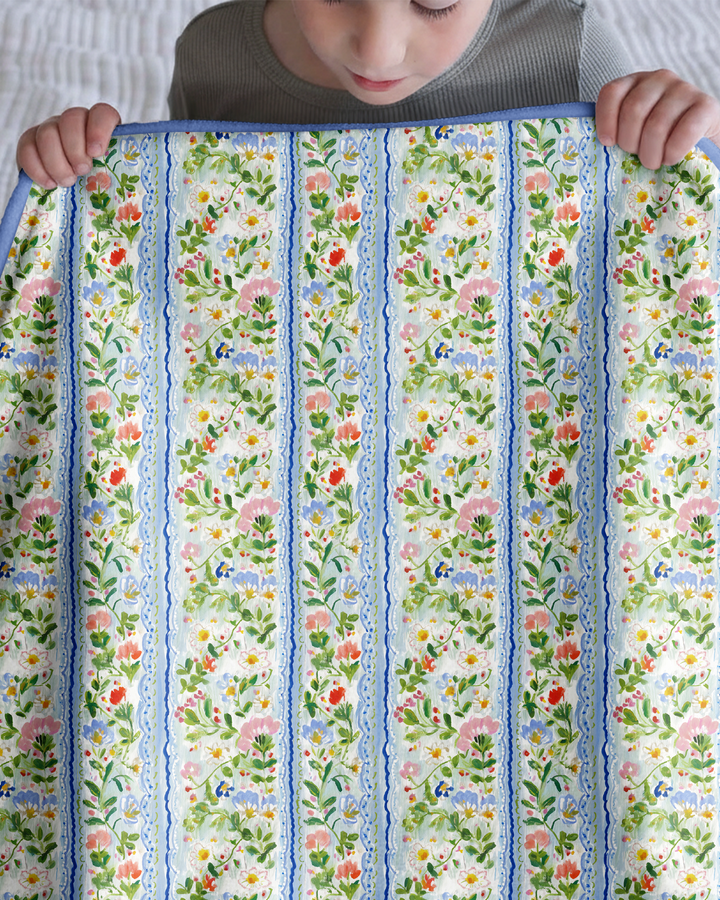 Paste Floral Girl Bamboo Blanket