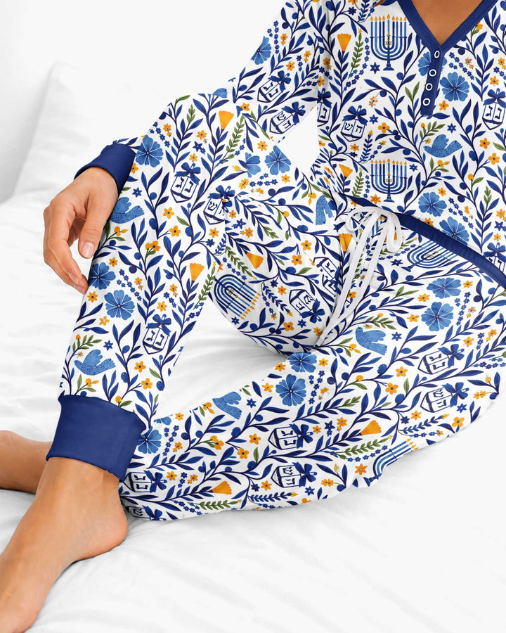 Hanukkah Toile Bamboo Women Pajama Set