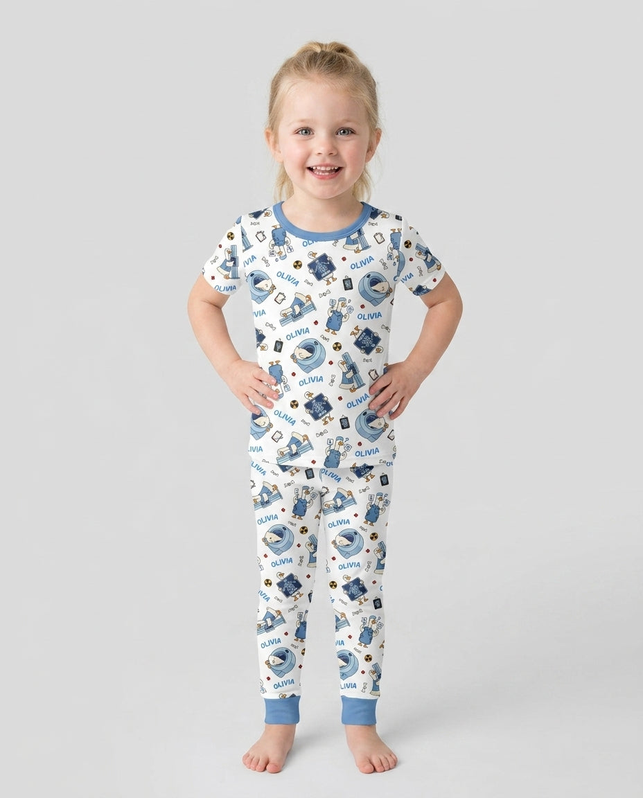 Zweiteiliges, kurzärmliges Pyjama-Set mit Marienkäfern