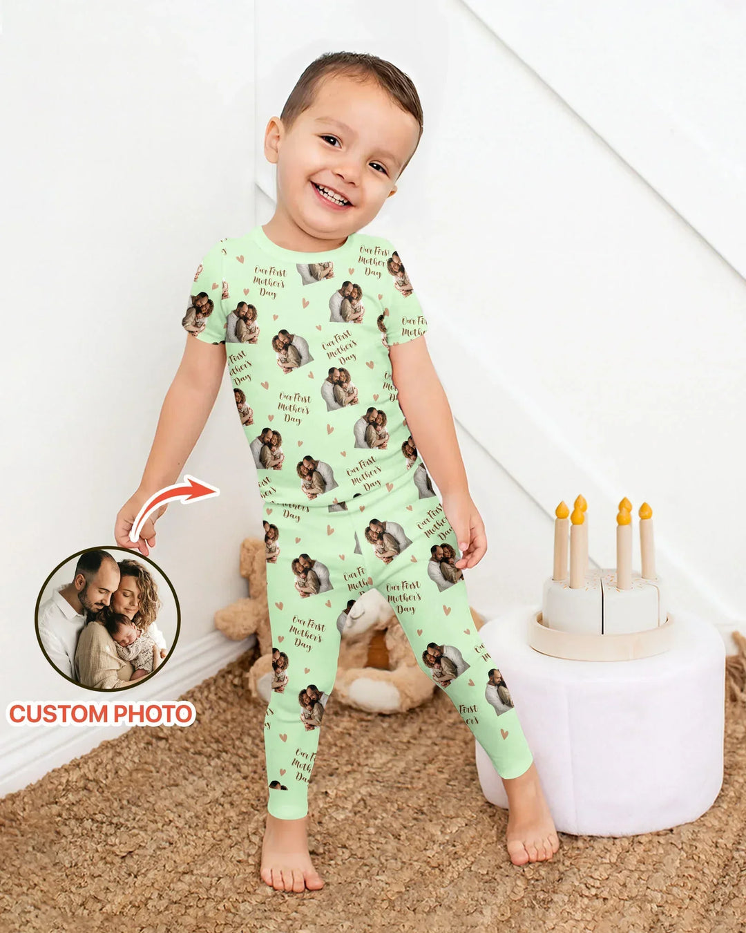 Pijama de dos piezas con foto personalizada "Our First as Parents" de bambú y manga corta