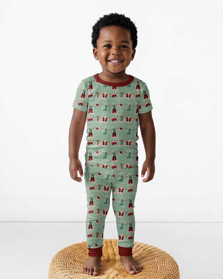 Santa In The Snow Bamboo Two Piece Short Sleeve Pajama Set