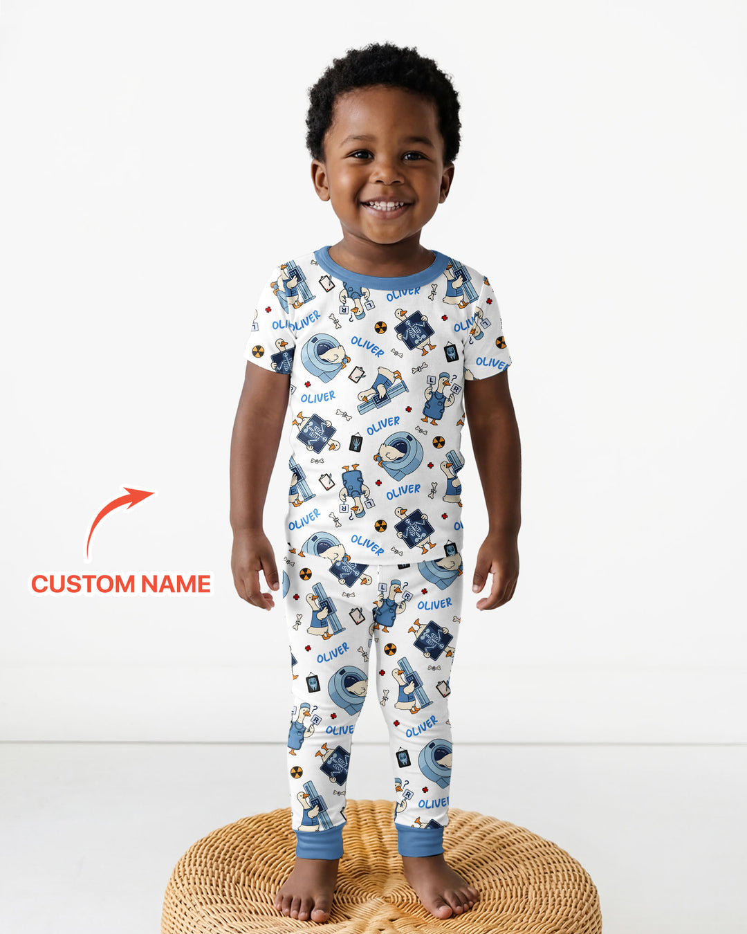 Zweiteiliges, kurzärmliges Pyjama-Set mit Marienkäfern
