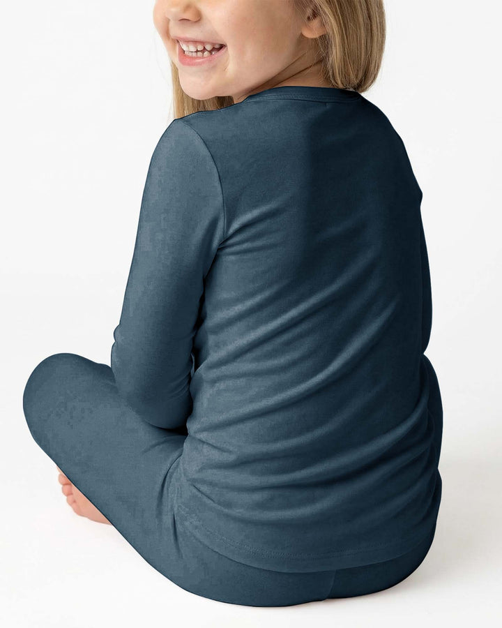 Zweiteiliges Pyjama-Set in Stahlblau