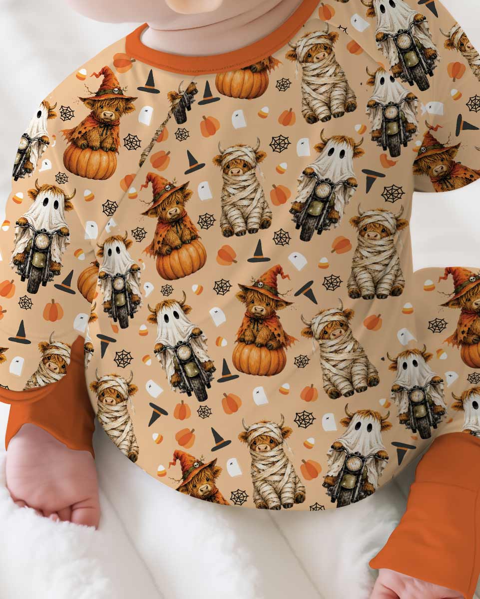 Funny Halloween Highland Cow Bamboo Convertible Zippy