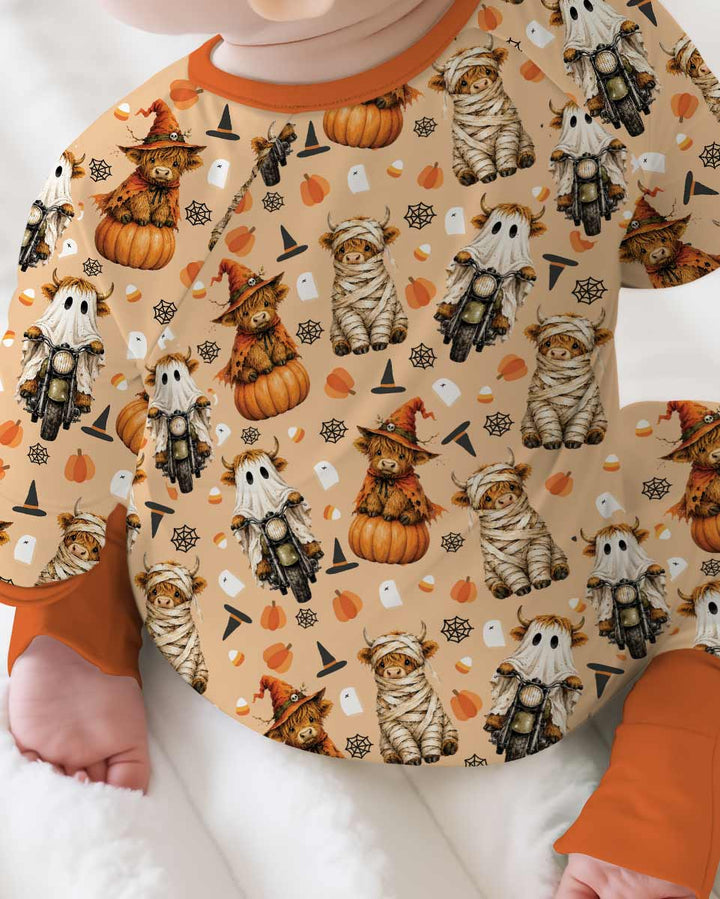Funny Halloween Highland Cow Bamboo Convertible Zippy