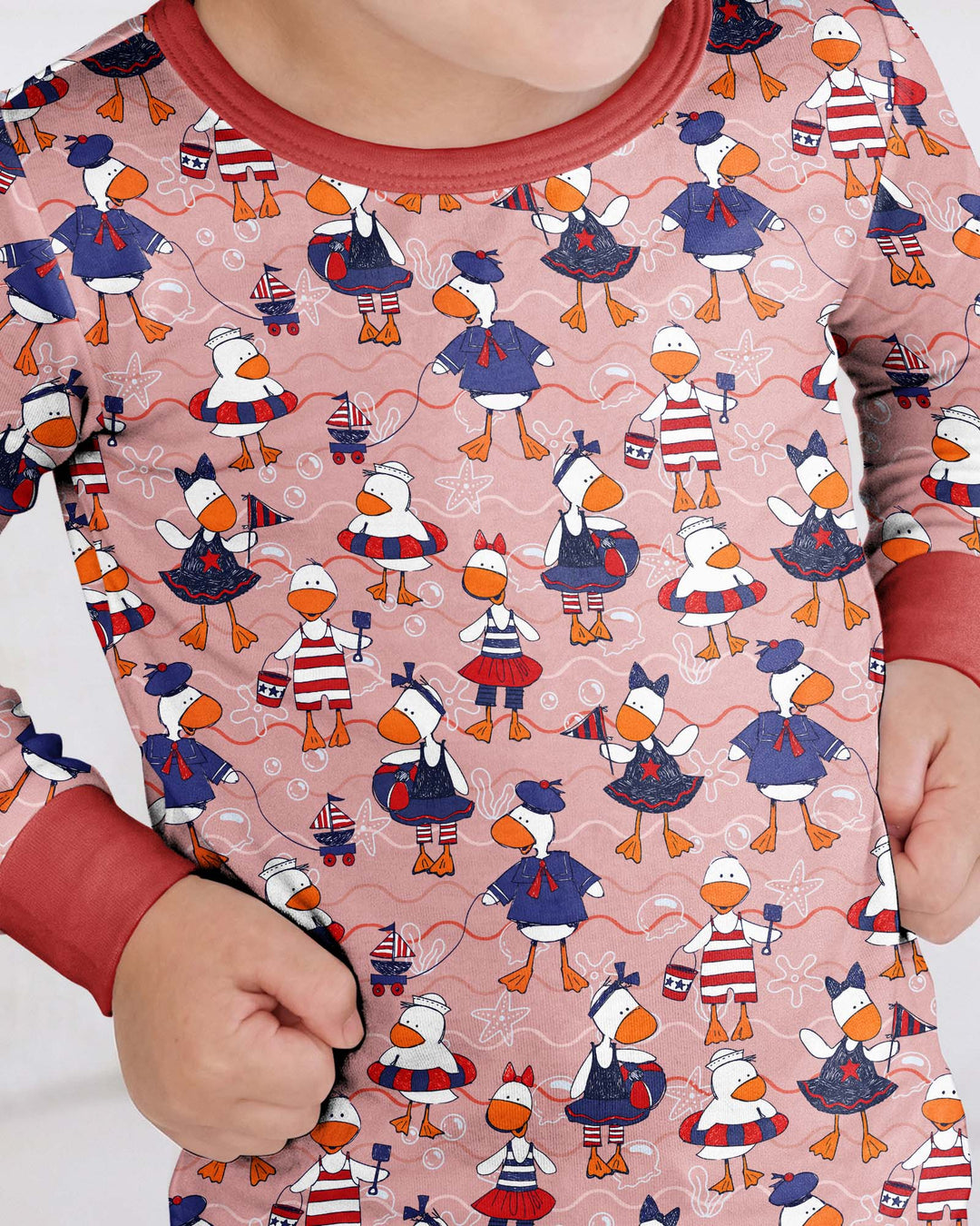 Zweiteiliges Langarm-Pyjama-Set mit Sommerfrüchten