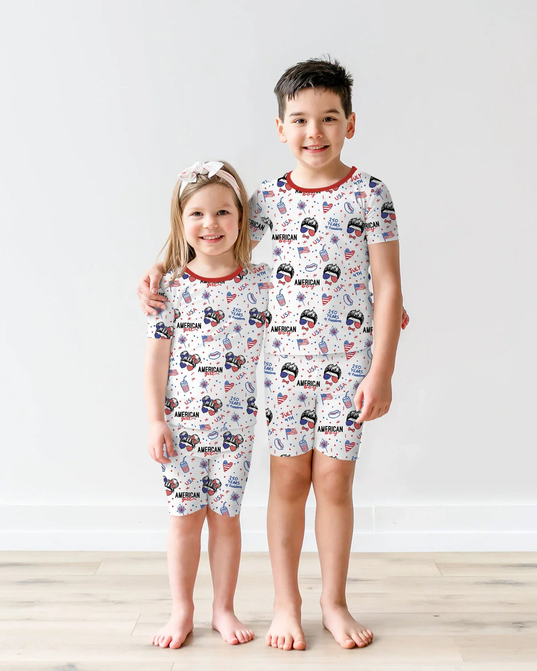 Zweiteiliges Pyjama-Set mit kurzen Ärmeln und Shorts im Sommer-Design