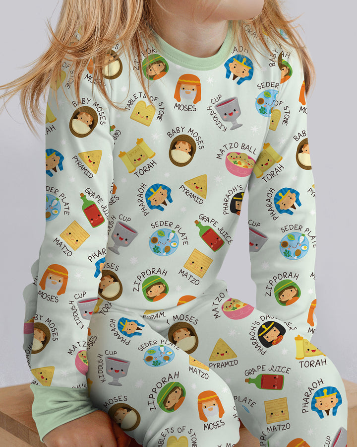 Zweiteiliges Langarm-Pyjama-Set mit Sommerfrüchten