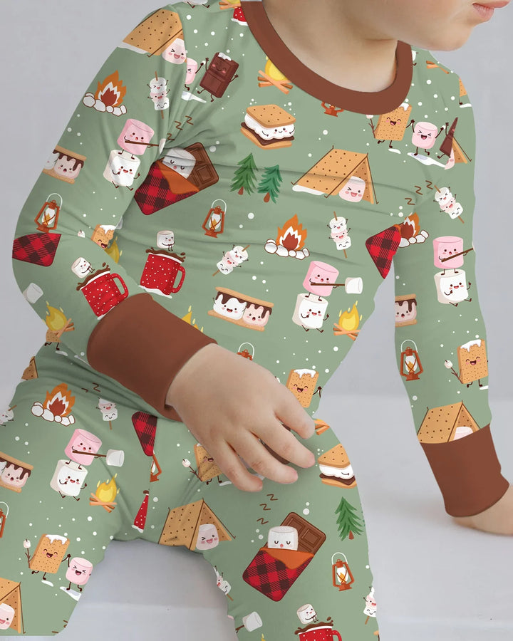 Zweiteiliges Langarm-Pyjama-Set mit Sommerfrüchten