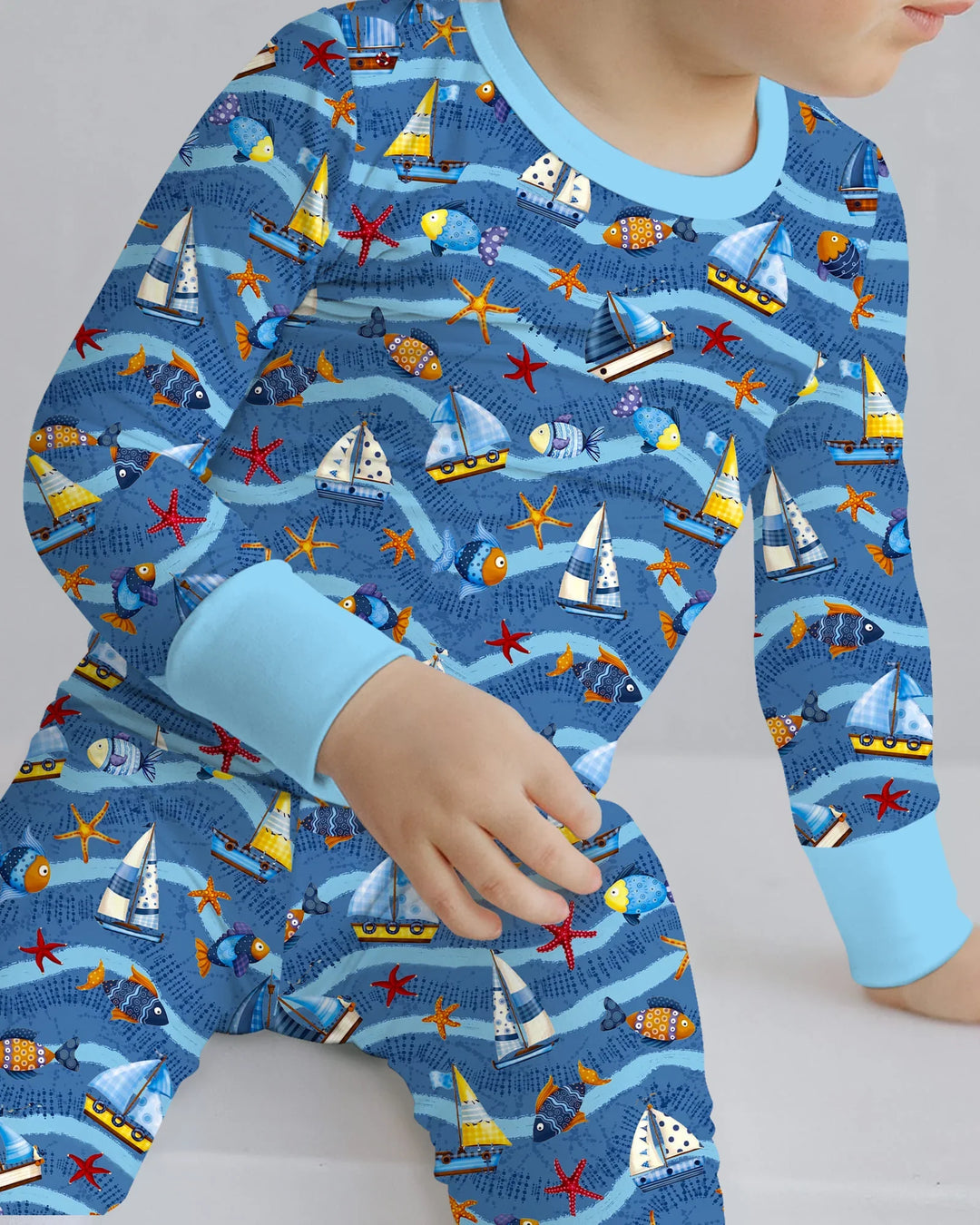 Zweiteiliges Langarm-Pyjama-Set mit Sommerfrüchten
