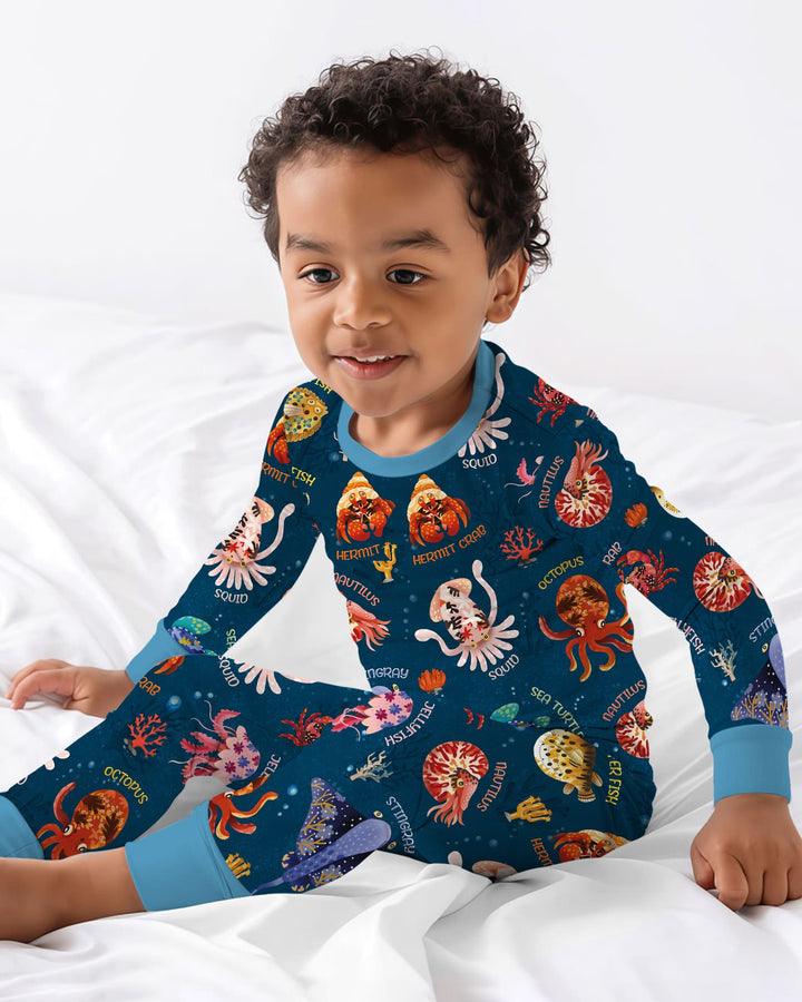 Zweiteiliges Langarm-Pyjama-Set mit Sommerfrüchten