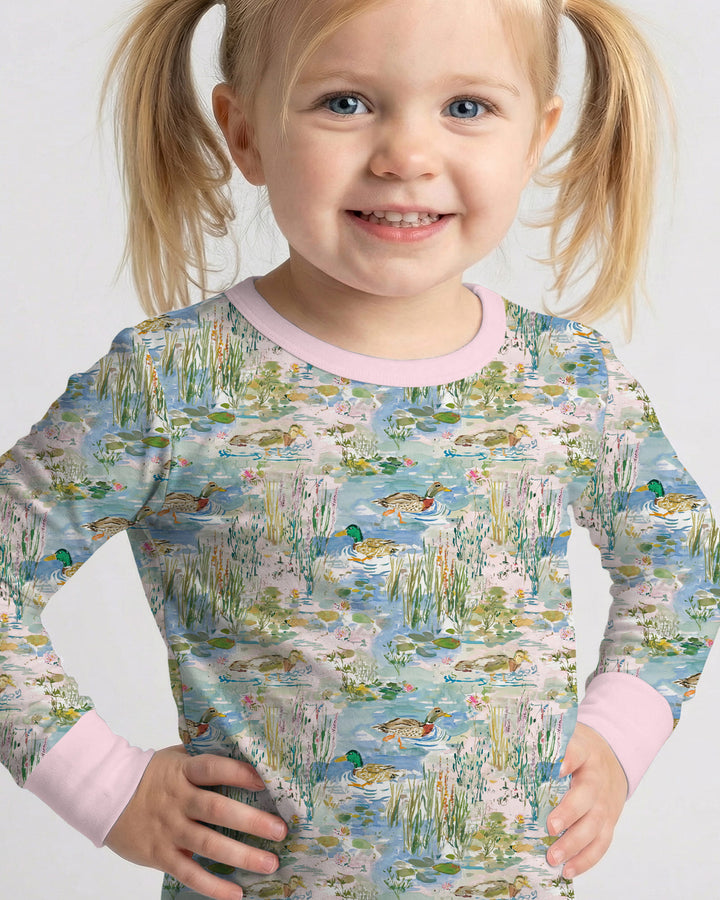 Zweiteiliges Langarm-Pyjama-Set mit Sommerfrüchten