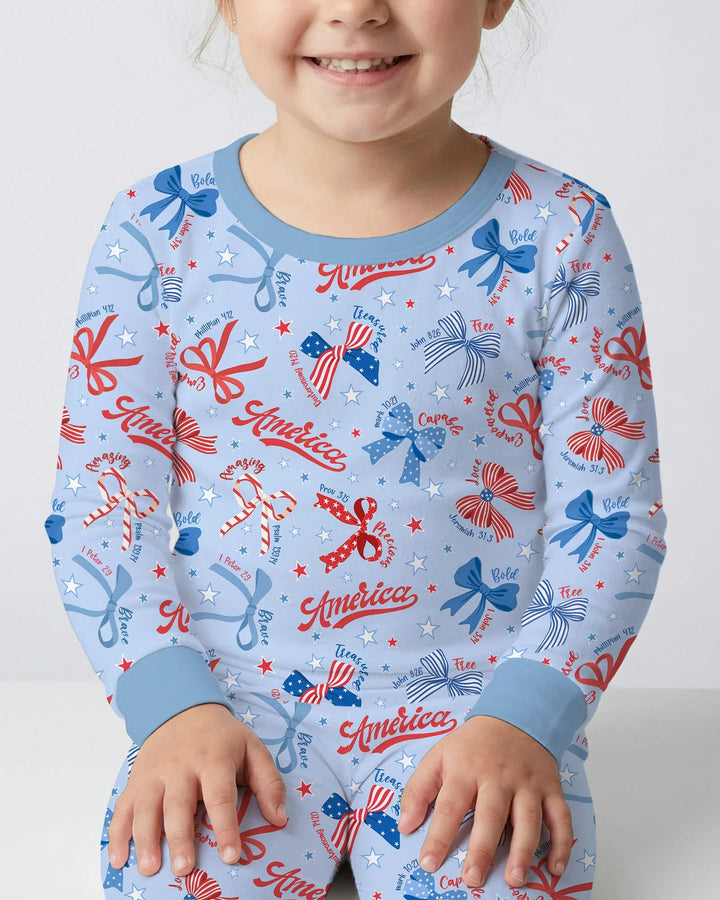 Pijama de dos piezas de manga larga de bambú con temática patriótica para niña