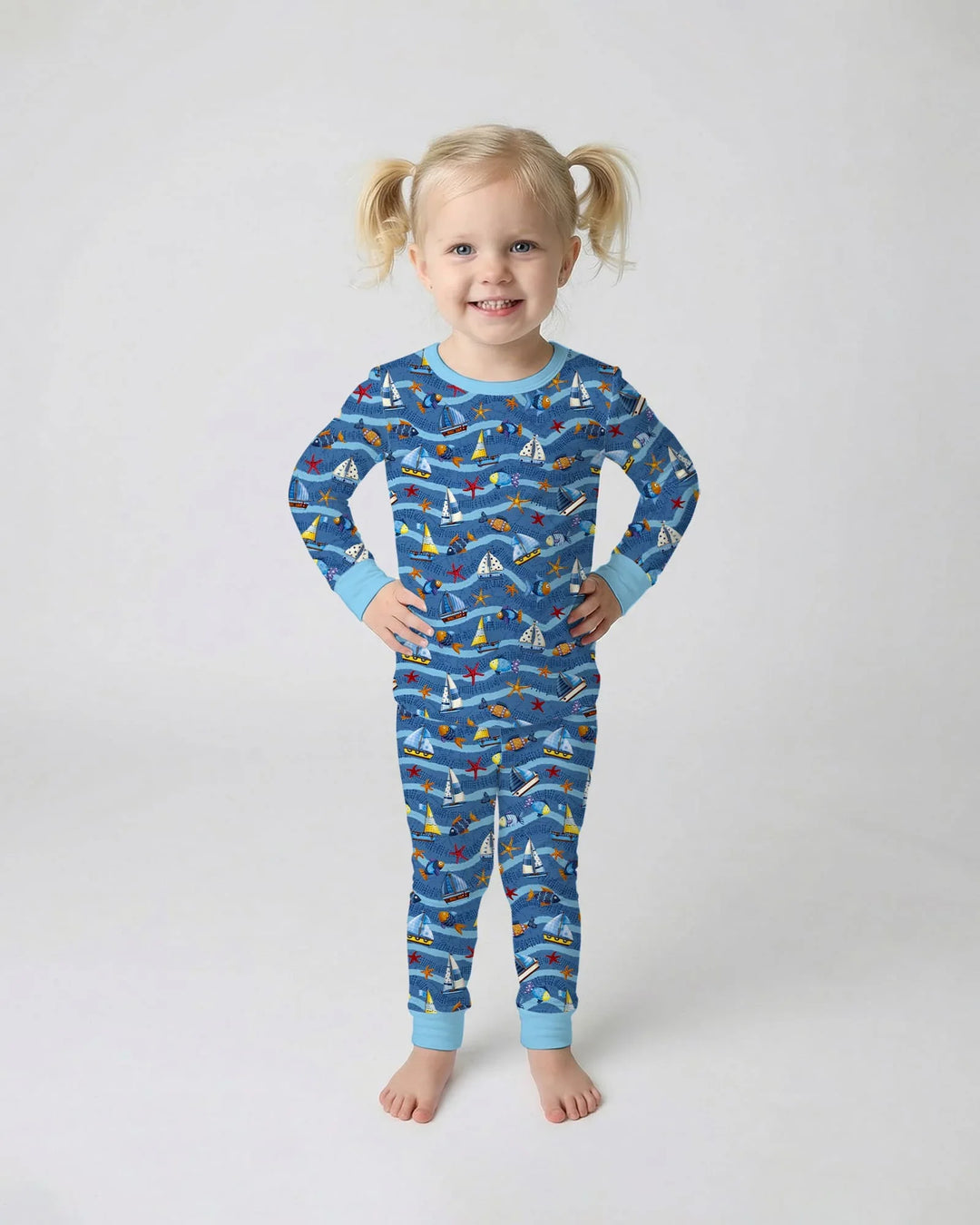 Zweiteiliges Langarm-Pyjama-Set mit Sommerfrüchten