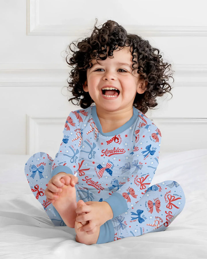 Pijama de dos piezas de manga larga de bambú con temática patriótica para niña