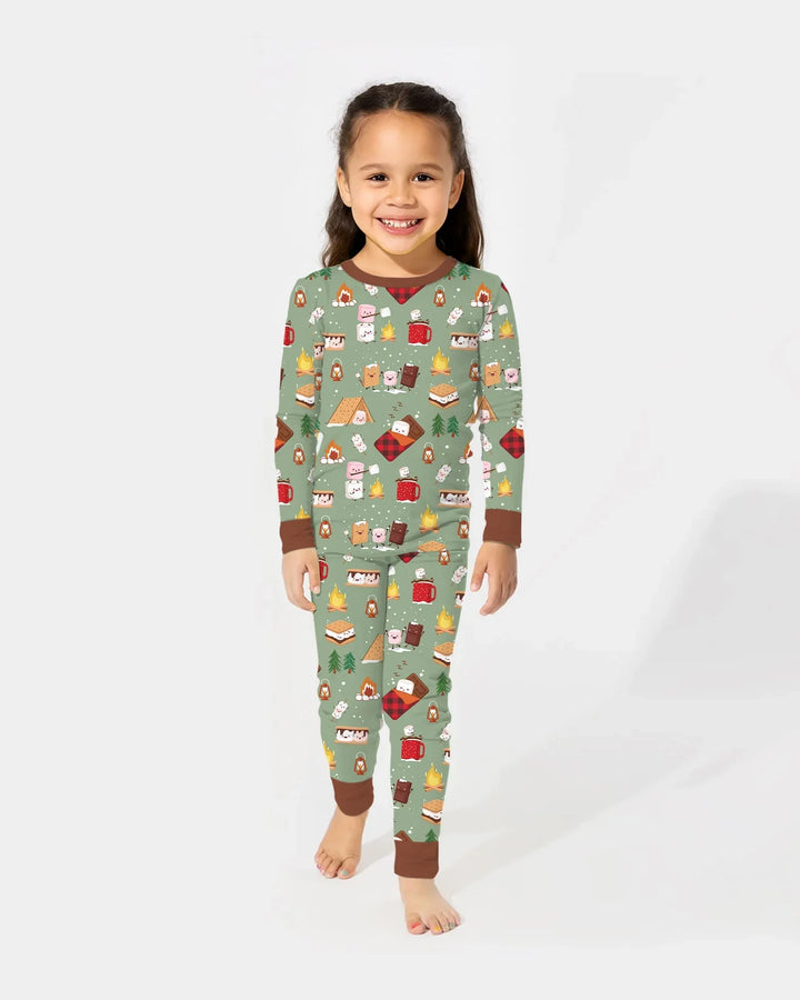 Zweiteiliges Langarm-Pyjama-Set mit Sommerfrüchten
