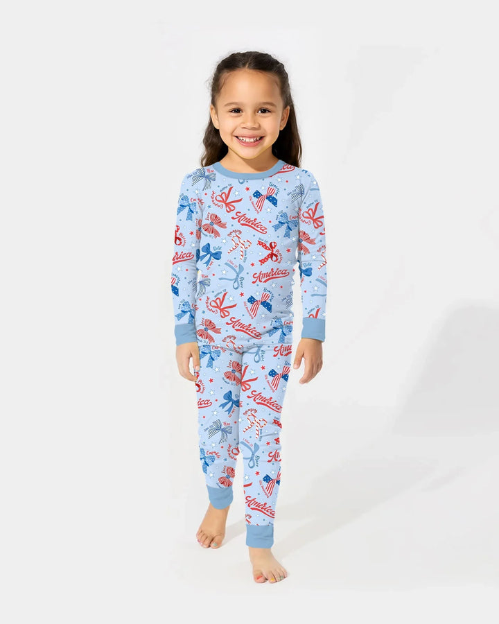 Pijama de dos piezas de manga larga de bambú con temática patriótica para niña