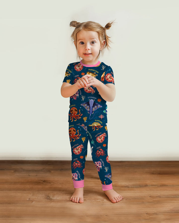 Zweiteiliges, kurzärmliges Pyjama-Set mit Marienkäfern