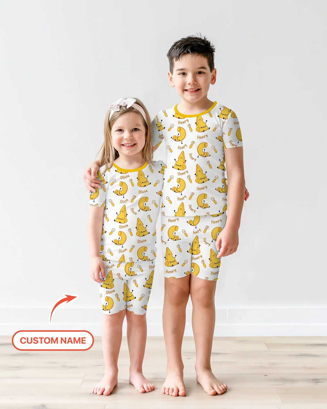 Conjunto de pijama de dos piezas de bambú de manga corta con pantalones cortos y nombre personalizado "Mac & Cheese Club"