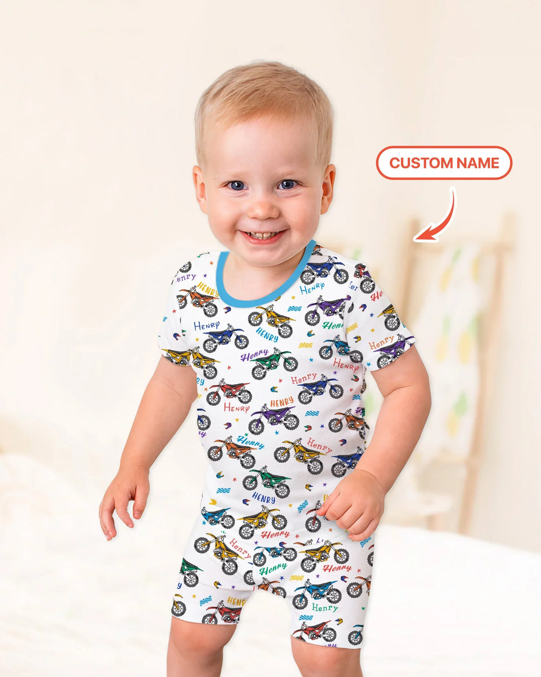 Zweiteiliges Pyjama-Set mit kurzen Ärmeln und Shorts im Sommer-Design