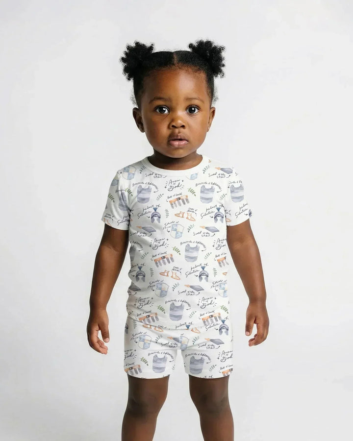 Template Zweiteiliges Pyjama-Set mit kurzen Ärmeln und Shorts